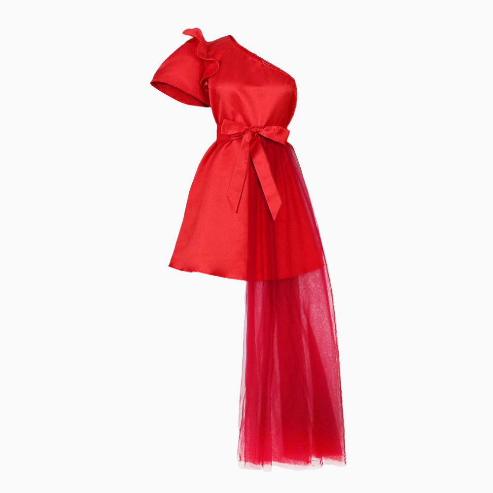 Damen Abendkleid mit asymmetrischem Oberteil und schwingendem Tüll-Akzent EB