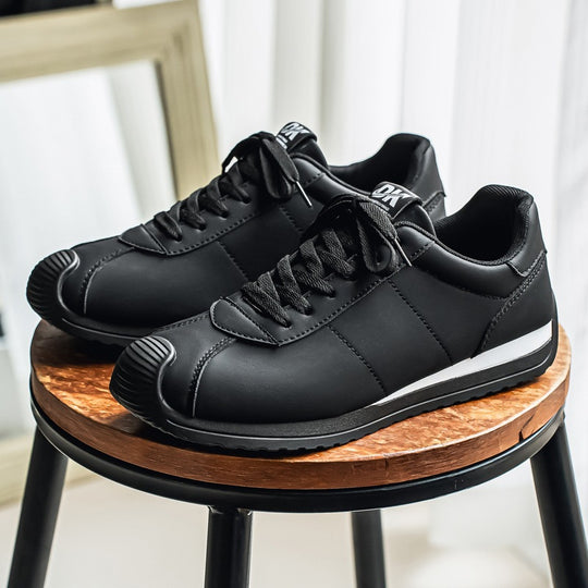 Unisex City-Sneaker mit geriffelter Zehenkappe und wasserabweisendem Kunstleder EB