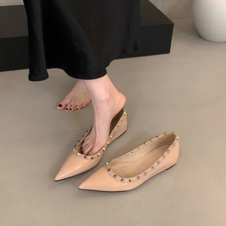 Damen spitze Ballerinas mit elegantem Riemchen und dekorativen Nieten EB