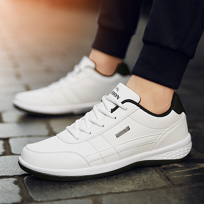 Damen Sportliche Sneakers mit wasserdichtem Obermaterial EB