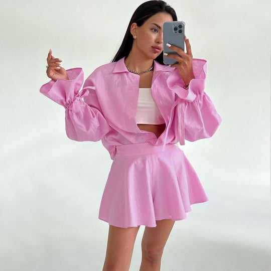 Damen Modisches Freizeit-Outfit mit ballongeschlossenen Ärmeln und Wickelrock EB