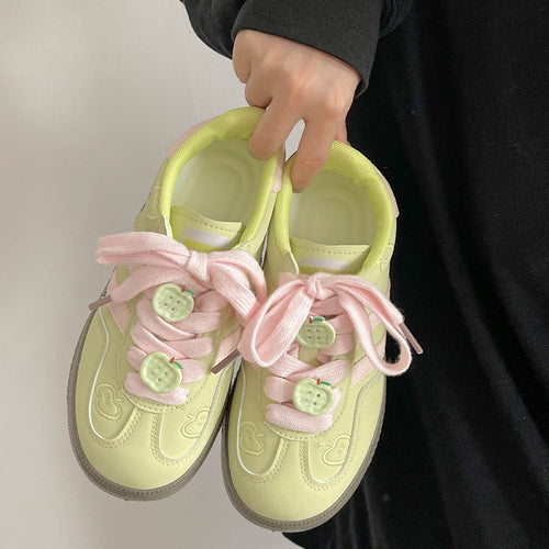 Damen Sneakers mit verspieltem Apfelmotiv und dämpfender Sohle EB