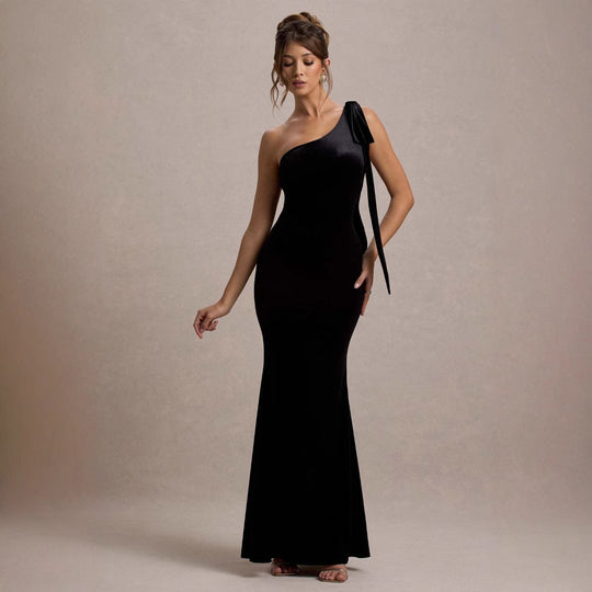 Damen figurbetontes Abendkleid mit asymmetrischem Träger und schickem Saum EB