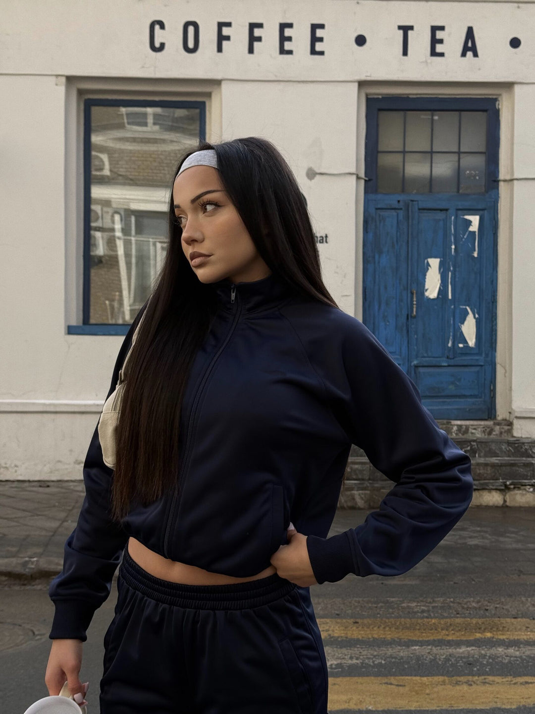 Damen Cropped-Trainingsjacke und hochtaillierte Jogginghose Set aus funktionalem Polyester EB