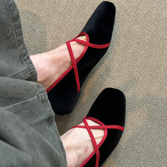 Damen elegante Ballerinas mit gekreuztem Riemchen-Design EB