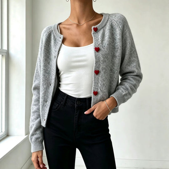 Damen Strickcardigan mit herzförmigen Zierknöpfen und weicher Mohair-Optik EB