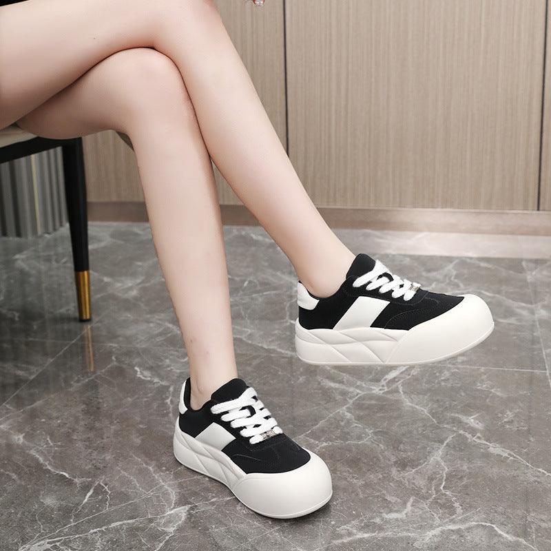 Damen komfortable Sneaker mit dämpfendem Sohlenprofil und atmungsaktivem Obermaterial EB