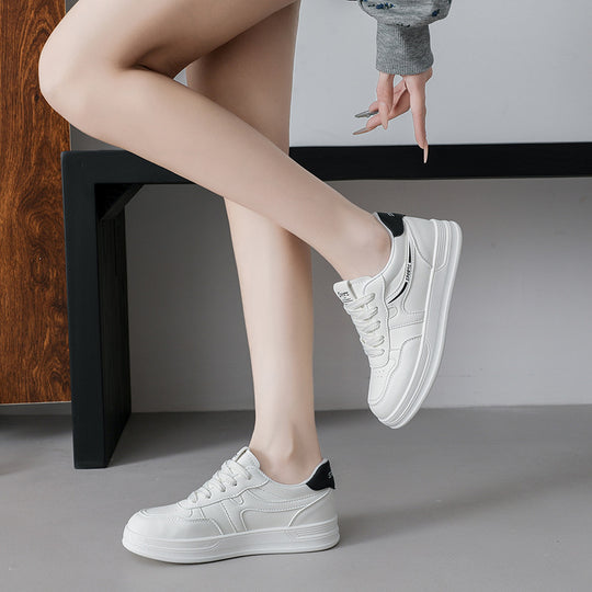 Damen Sportliche Sneaker mit atmungsaktiver Obermaterialstruktur und bequemer Dämpfung EB