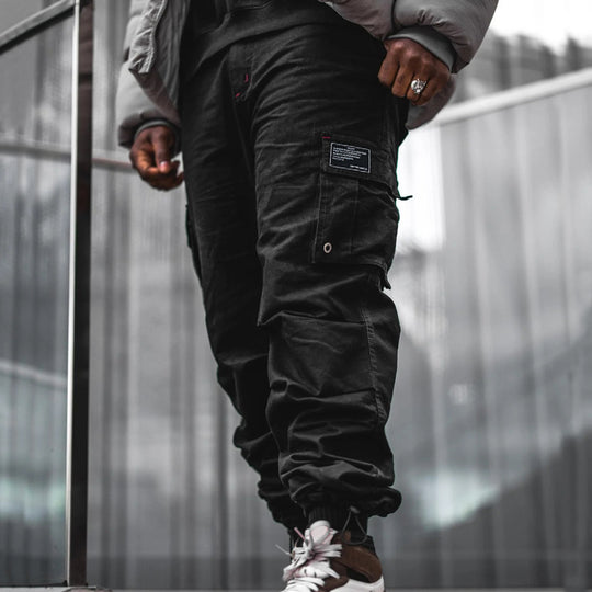 Herren Cargo-Hose mit multifunktionalen Taschen und verstellbarem Kordelzug EB