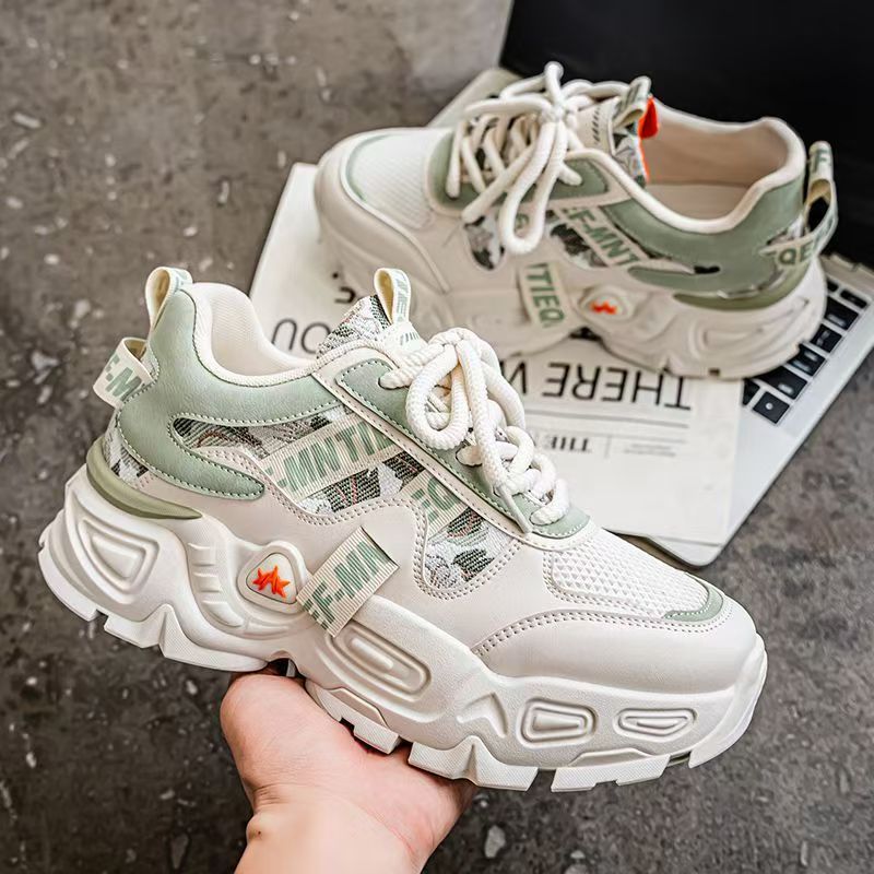 Damen Sportliche Chunky Sneakers mit atmungsaktivem Mesh-Obermaterial und stabiler Sohle EB