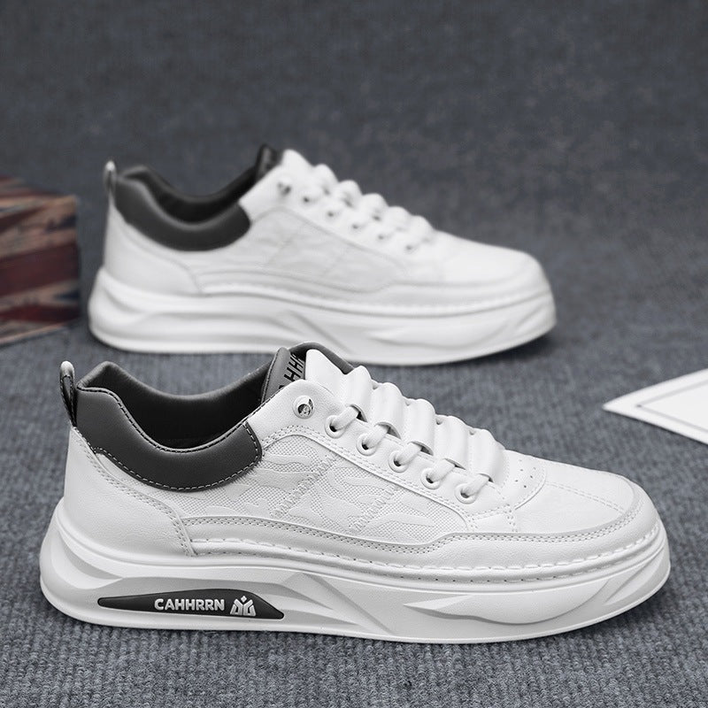 Unisex minimalistische Plateausneaker aus strukturiertem Kunstleder mit gepolstertem Fersenkragen und skulpturierter Außensohle EB