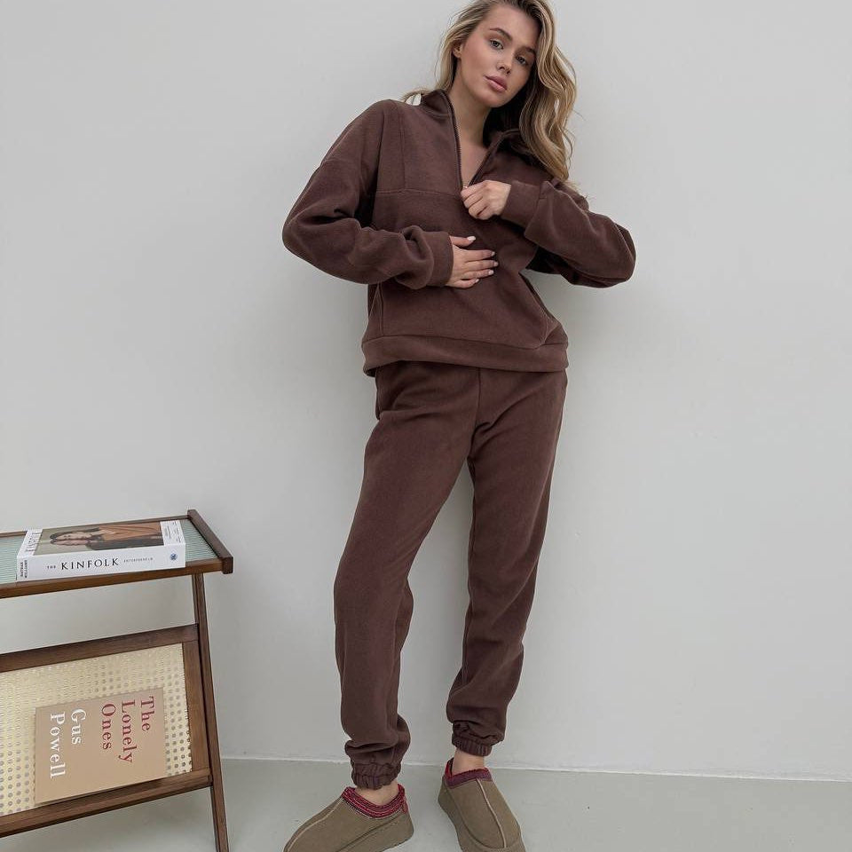 Damen gemütlicher Fleece-Zweiteiler mit halbem Reißverschluss, cropped Pullover und hochtaillierter Jogginghose mit elastischem Bund Eichborn Berlin