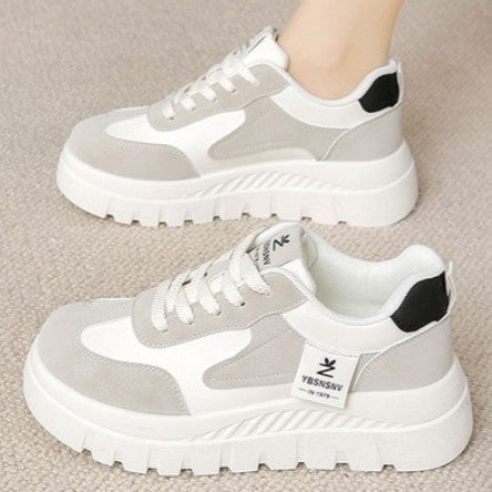 Damen Sportliche Plateau-Sneakers mit komfortabler Polsterung und robustem Obermaterial EB
