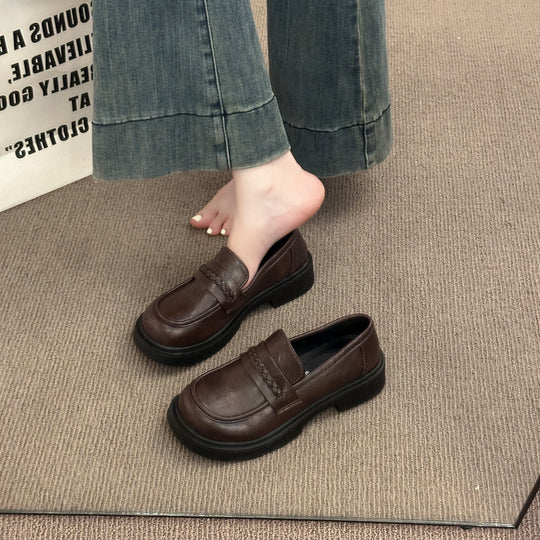 Damen modische Mokassins mit innovativem Plateau-Heel und dezenter Schnallenverzierung EB
