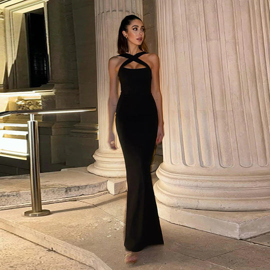 Damen Langärmliges Kleid mit asymmetrischem Schnitt und raffinierten Details EB