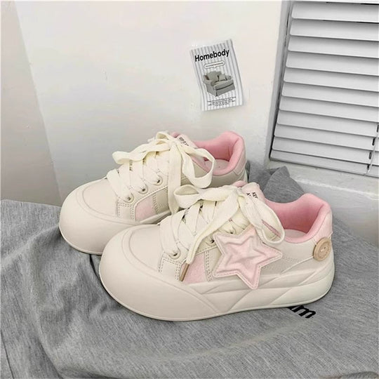 Damen modische Sneakers mit dekorativem Sternenapplikation und dämpfender Sohle EB