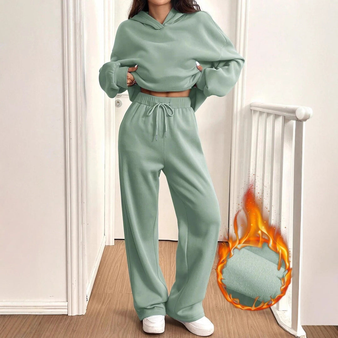 Damen Sweat-Set mit lässigem Schnitt und hohem Kragen EB