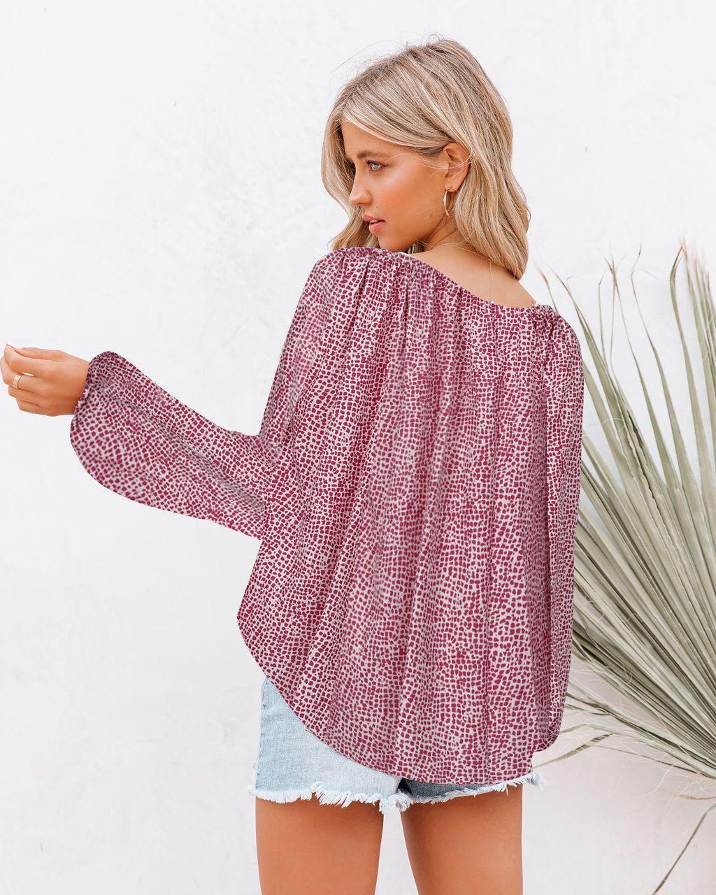 Damen Luftiges Oberteil mit voluminösen Ärmeln und modernem Punktdesign EB