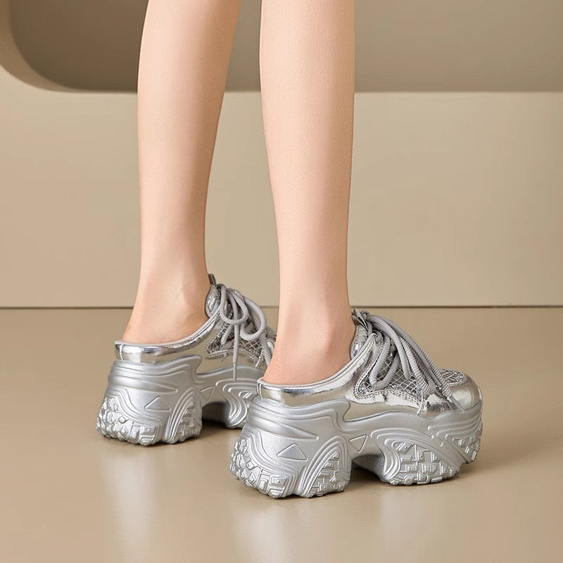 Damen Sportliche Sneakers mit hohem Plateau und atmungsaktiver Netzstruktur EB