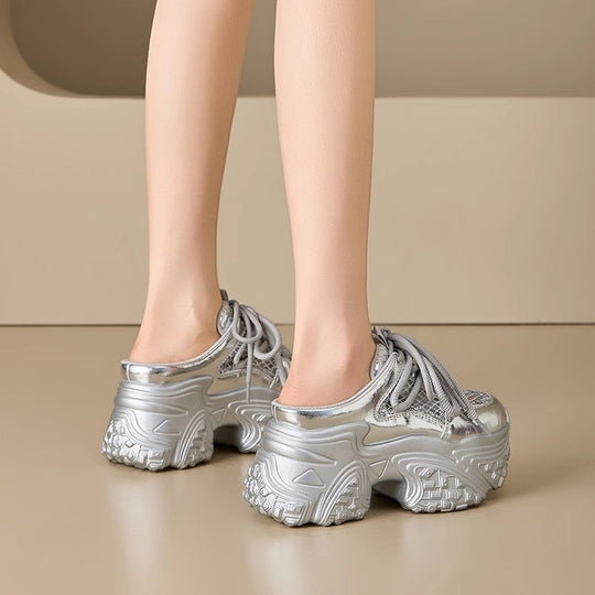 Damen Sportliche Sneakers mit hohem Plateau und atmungsaktiver Netzstruktur EB