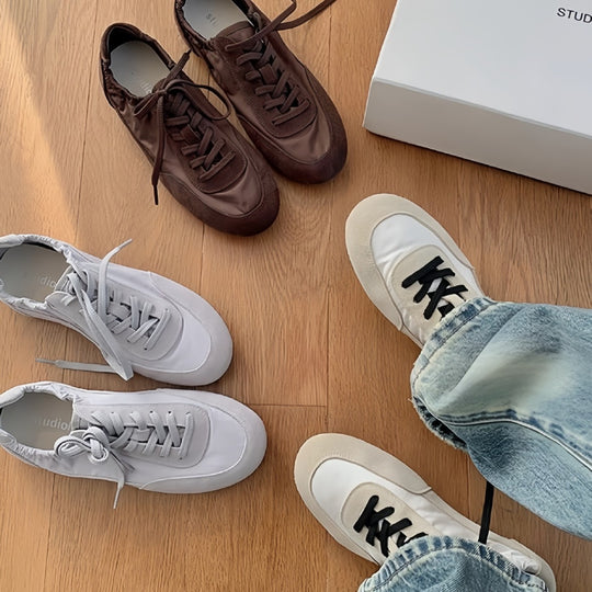 Damen Sportliche Sneaker mit elastischer Passform und atmungsaktiver Obermaterialkombination EB