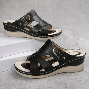 Damen Wedge-Pantoletten mit elegantem Kreuzriemen und komfortablem Fußbett EB