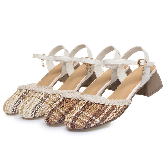 Damen Komfortable Sandaletten mit verstellbarem Fesselriemen und geflochtenem Design EB