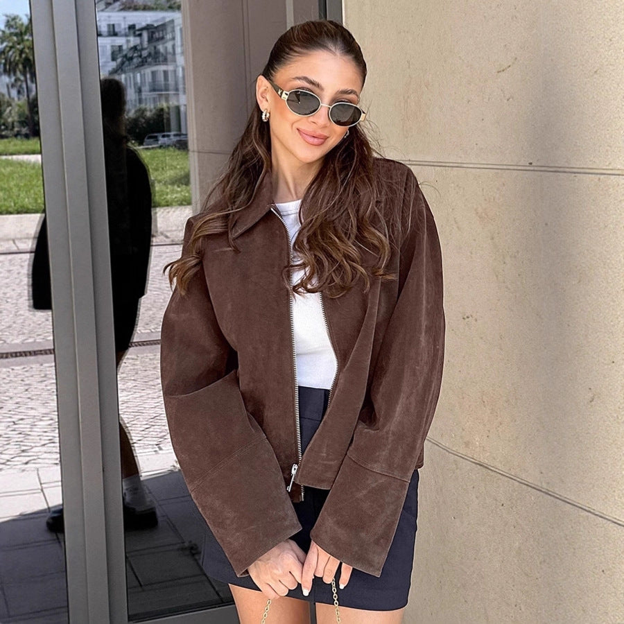 Damen Suede Jacke mit großzügigem Schnitt und eleganten Details EB