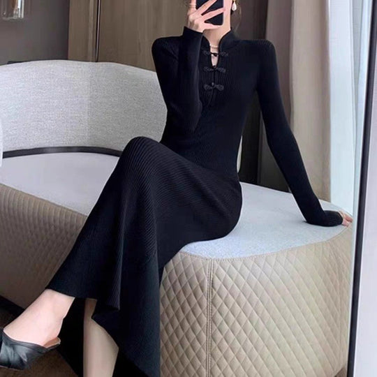 Damen Strickkleid mit hohem Kragen und seitlichem Schlitz EB