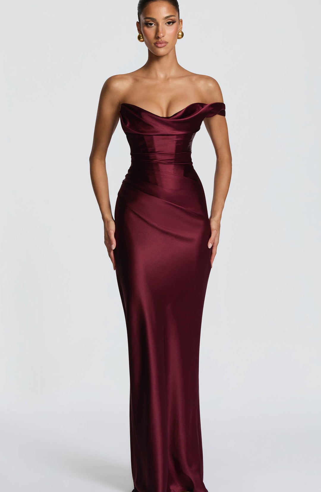 Damen Elegantes Abendkleid mit schulterfreiem Design und fließendem Satin EB