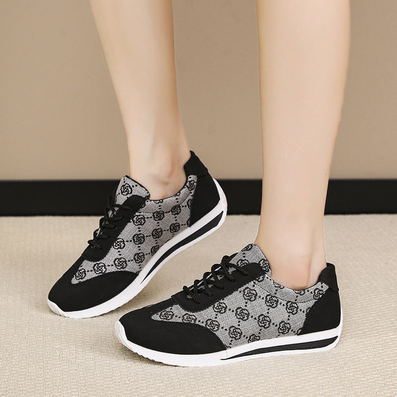 Damen Sneaker mit atmungsaktivem Obermaterial und flexiblem Fußbett EB