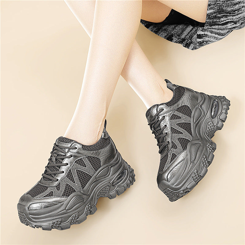 Damen Sportliche und stylische Chunky Sneakers mit atmungsaktivem Mesh und dämpfender Sohle EB