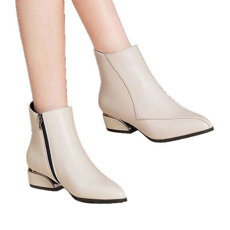 Damen Kurzstiefelette mit spitzer Zehenpartie und skulptiertem Blockabsatz EB