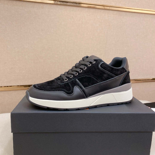 Damen Komfortable Sneaker mit modischem Wildleder-Obermaterial EB