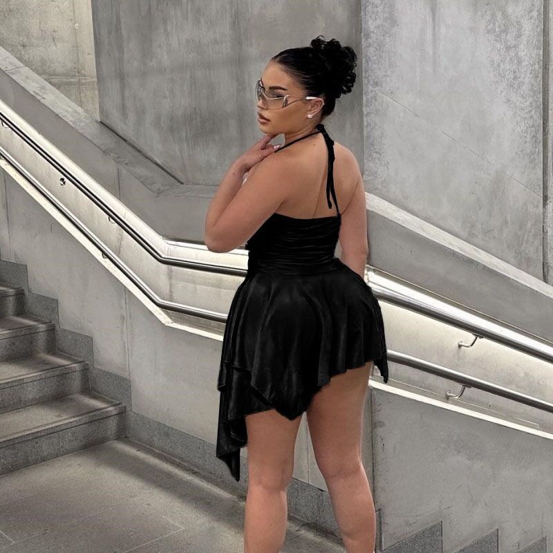 Damen Trendiges Mini-Kleid mit asymmetrischem Saum und Raffungen EB