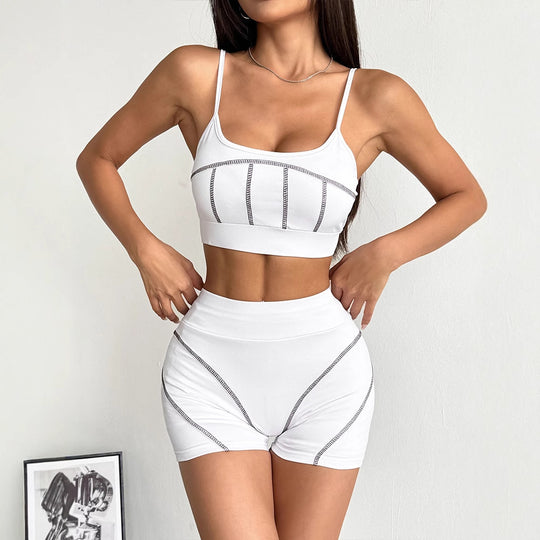 Damen Sportliches Set mit Crop-Top und Shorts EB