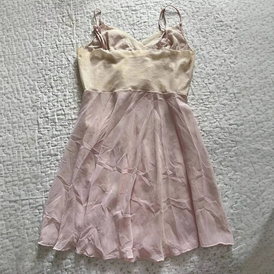 Damen Elegantes Nachthemd mit Spitzenverzierungen EB