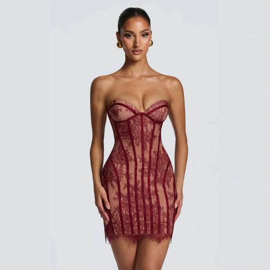 Damen Raffiniertes Spitzenkleid mit trägerlosem Design und edlen Verzierungen EB
