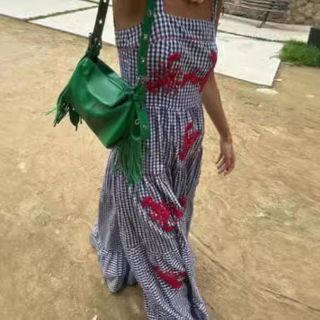 Damen luftiges Maxikleid mit Streifenmuster und floralen Stickereien EB
