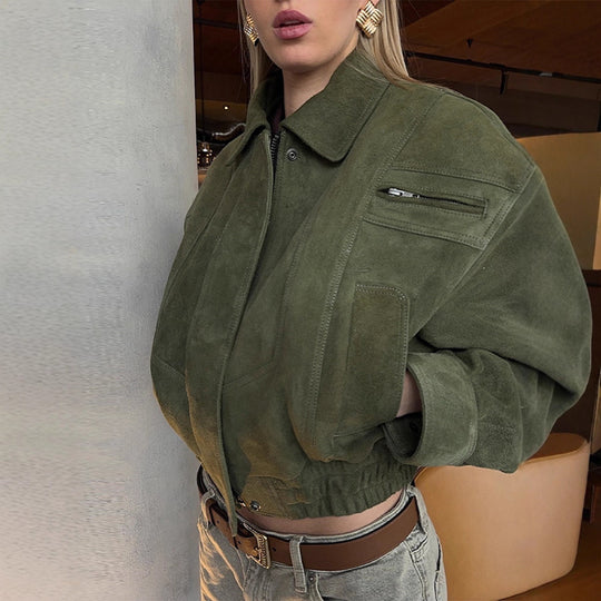 Damen Modische Wildlederjacke im cropped Stil mit praktischen Taschen EB