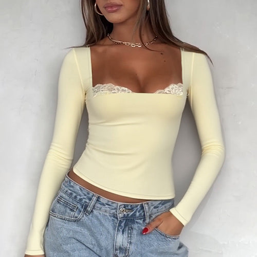 Damen Langarmshirt mit Spitzendekolleté und figurbetonter Passform EB