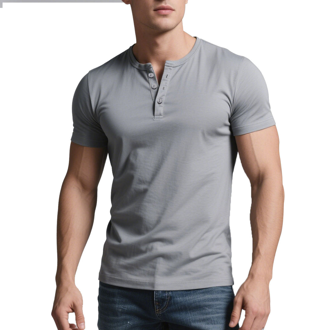 Herren nan kurzes Henley-Shirt mit dezenter Knopfleiste und figurbetontem Schnitt EB