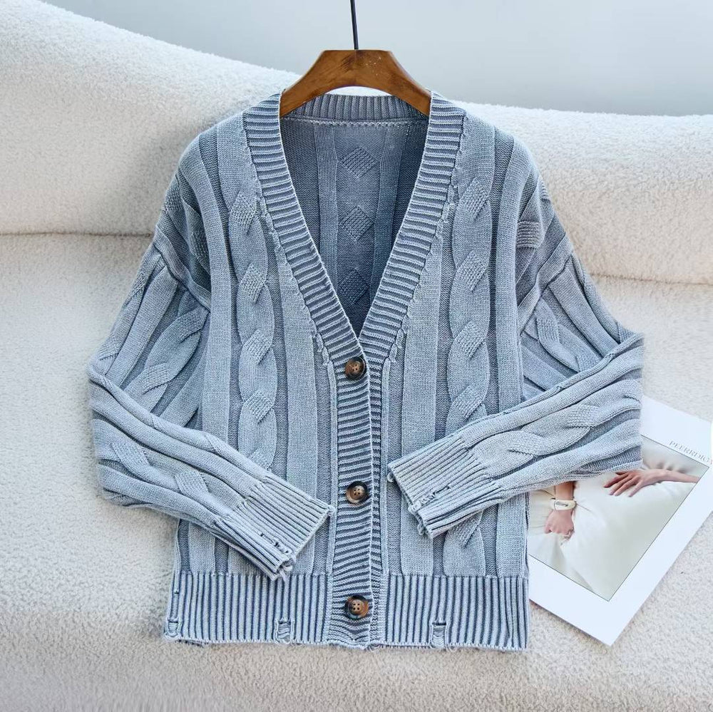 Damen Gemusterter Strickcardigan mit Zopfmuster und Knopfdetails EB