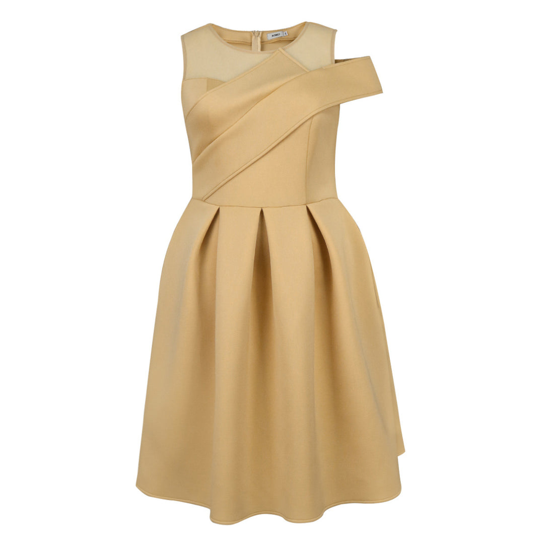 Damen Cocktailkleid mit asymmetrischem Schnitt und innovativen Plissee-Details EB