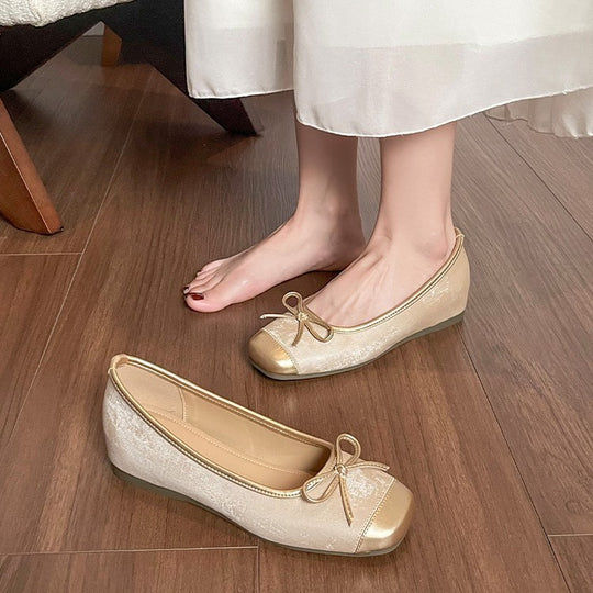 Damen Ballerinas mit feiner Lacklederoberfläche und bequemer Wedge-Sohle EB