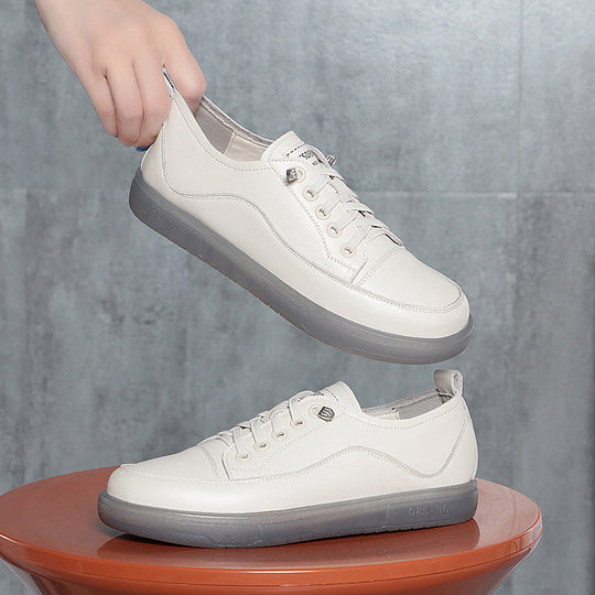 Damen Sneaker aus hochwertigem Kunstleder mit rutschfester Sohle EB