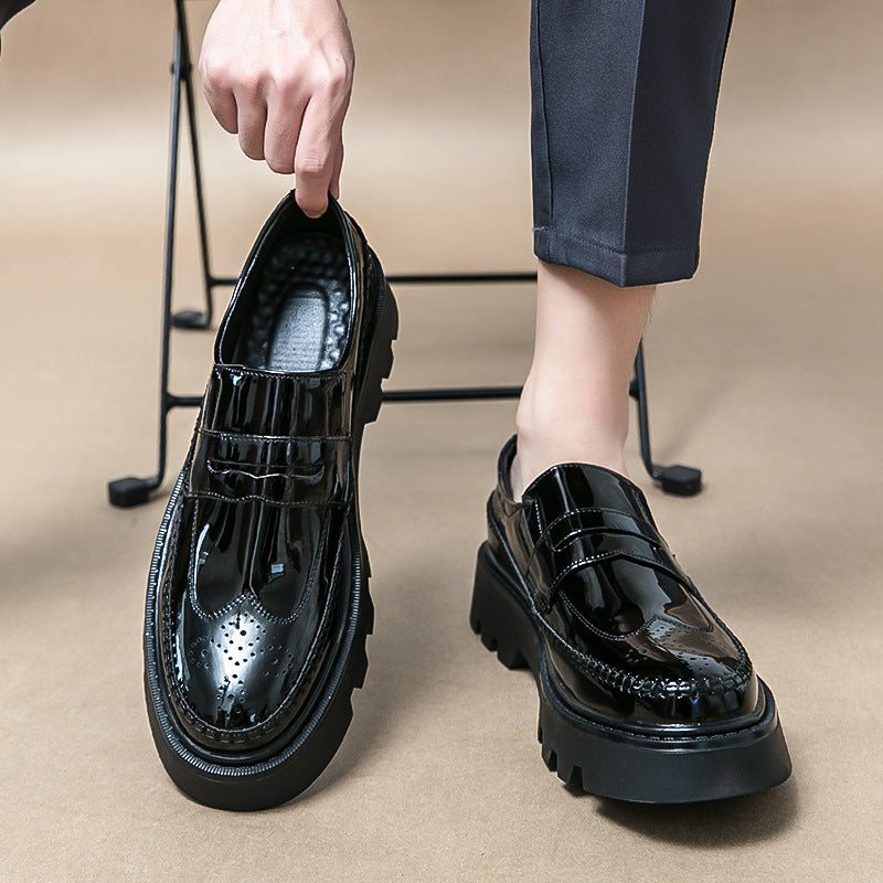 Damen lässige Slipper mit glänzender Lackoberfläche und robuster Sohle EB