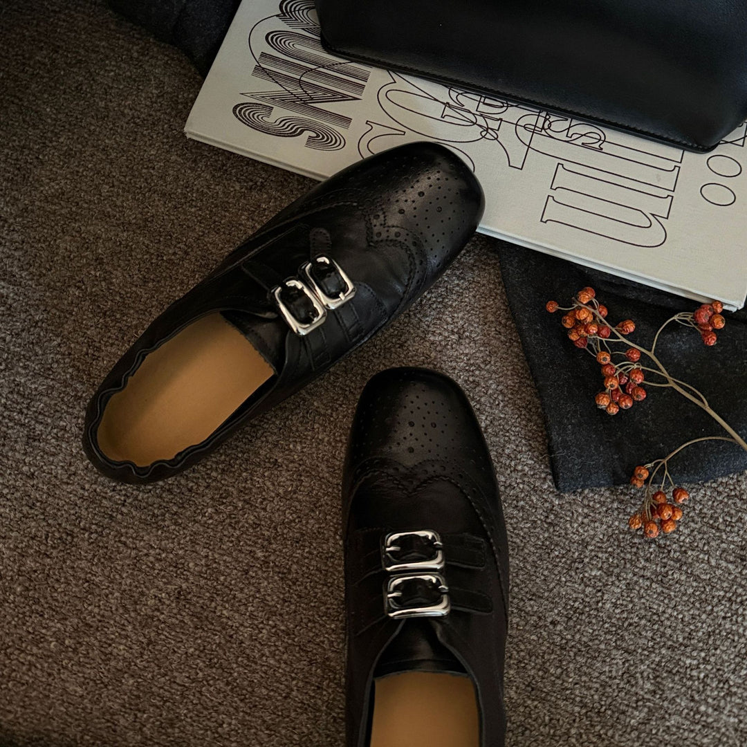 Damen klassische Schnürschuhe mit edlen Zierschnallen EB