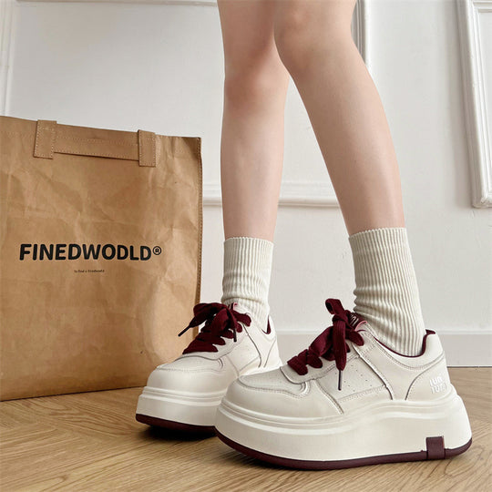 Damen Plateau Sneakers mit ergonomischer Dämpfung und sportlichem Design EB