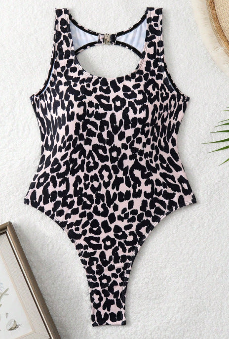 Damen Einteiler Badeanzug mit Leopardendruck und modernem Schnitt EB